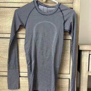 Swiftly long sleeve